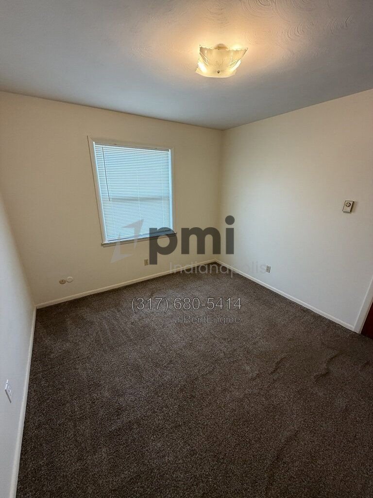 122 West William Drive Unit E (Brownsburg) 1 bed 1 bath property image