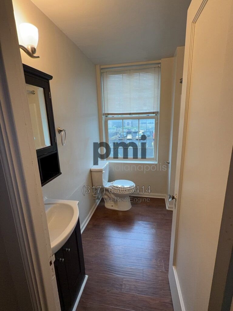 Cozy Studio at 1 W. 28th St., Indianapolis – Smart Living with Comfort and Convenience! property image