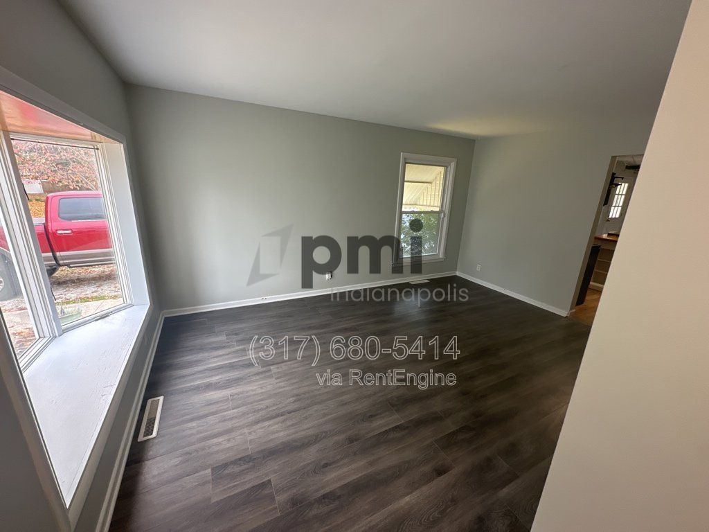 7056 Caroline Ave (Indianapolis) 3 bed 2 bath property image