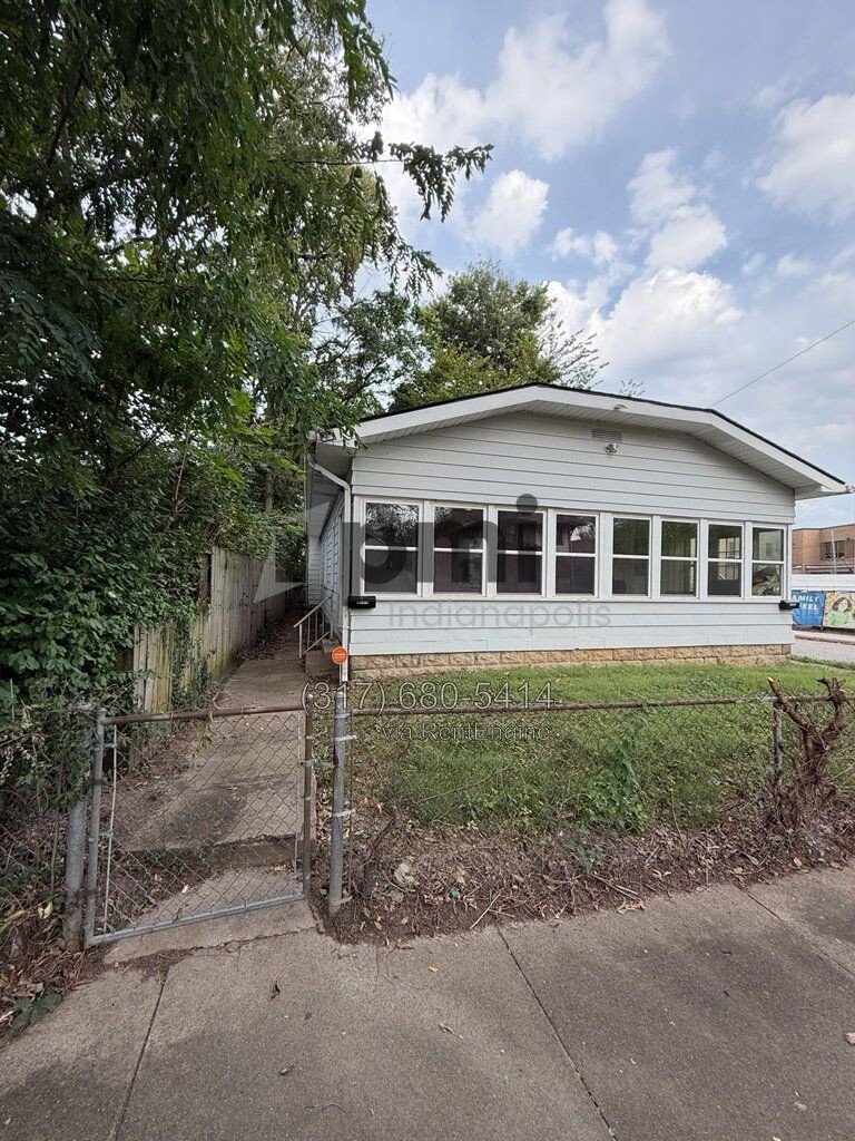 1504 S Randolph St (Indianapolis) 1 bed 1 bath property image