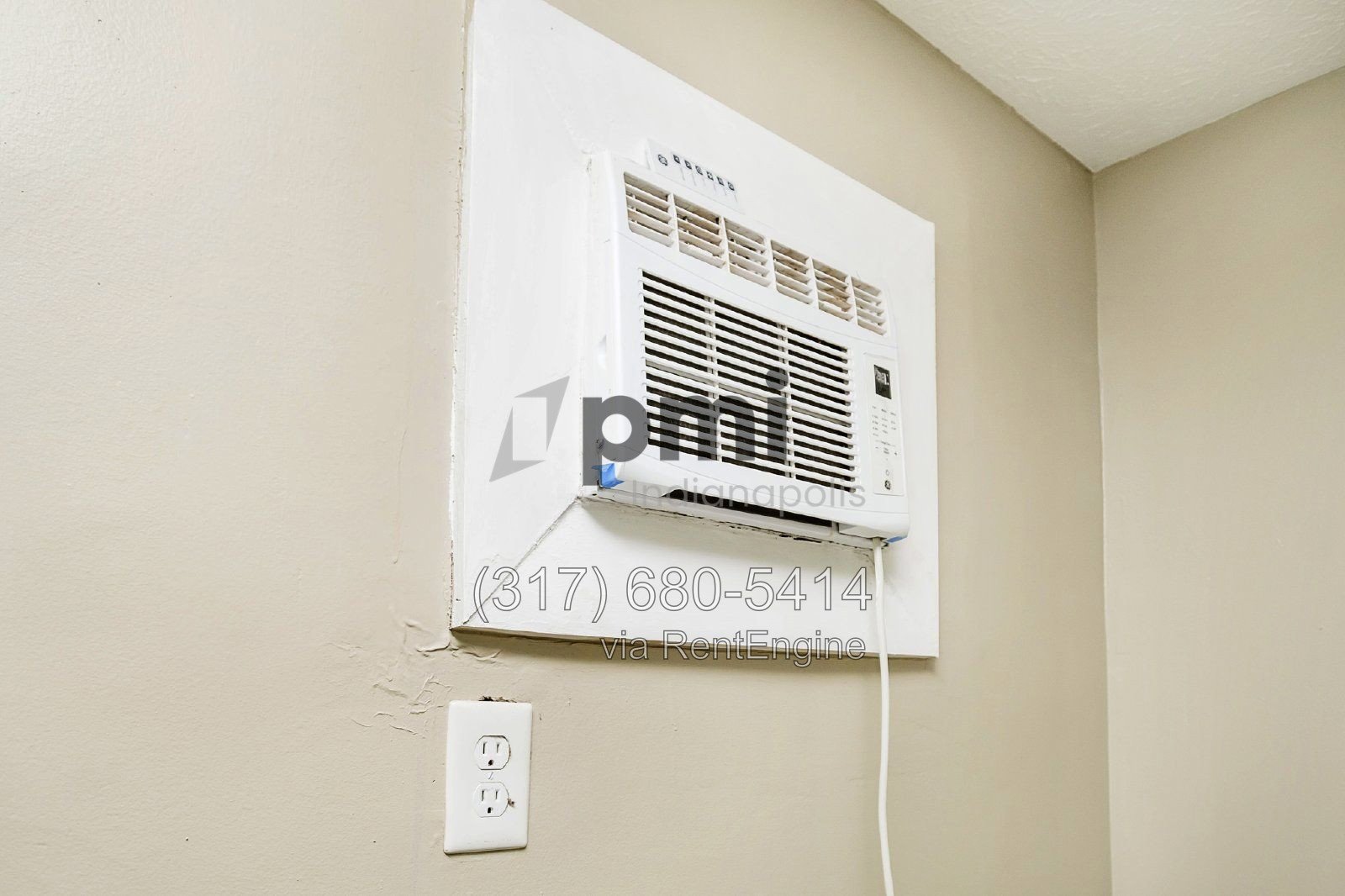 6220 E 11th St Apt 102 (Indianapolis) 2 bed 1 bath property image