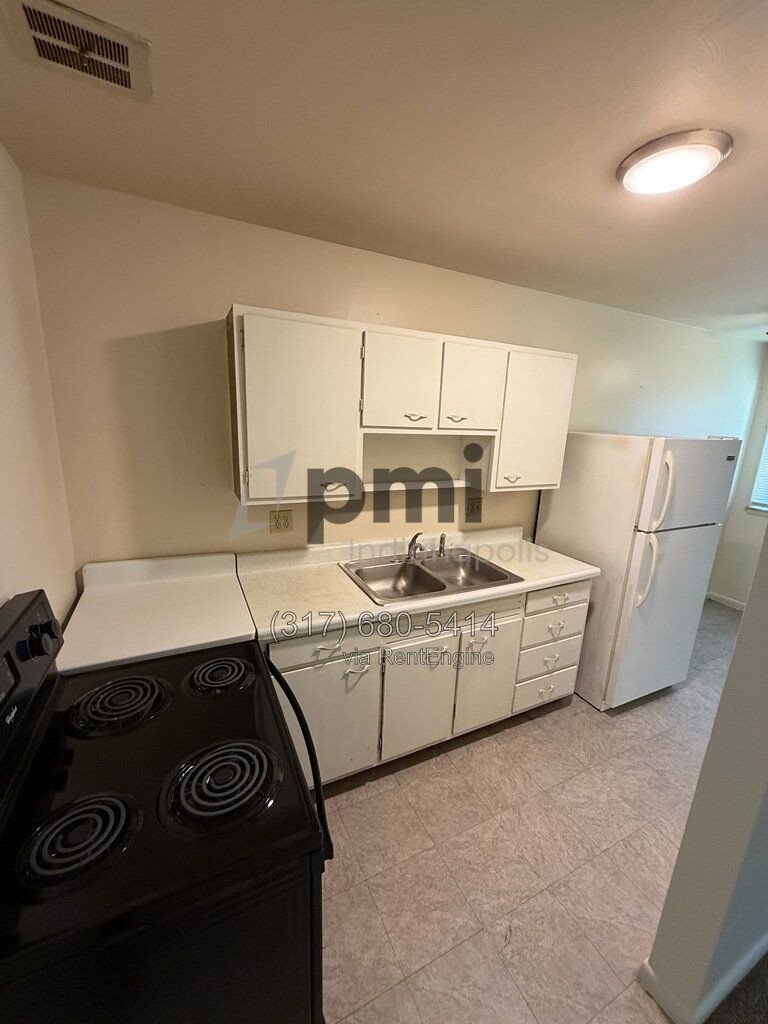 120 William Drive Unit M (Brownsburg) 1 bed 1 bath property image