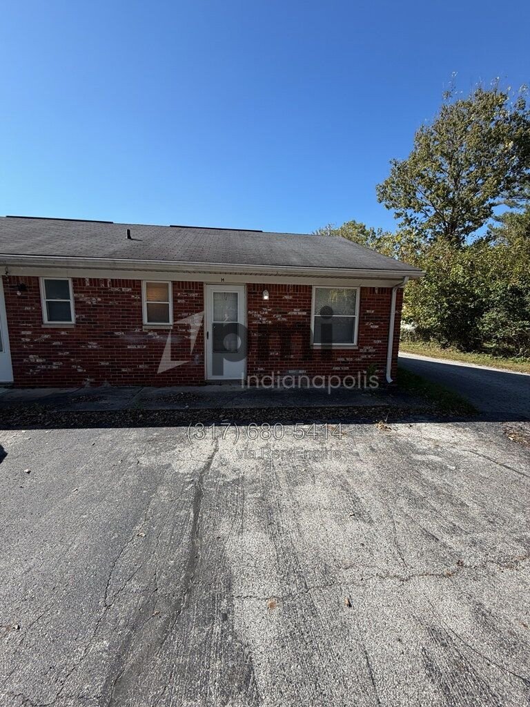 120 William Drive Unit M (Brownsburg) 1 bed 1 bath property image