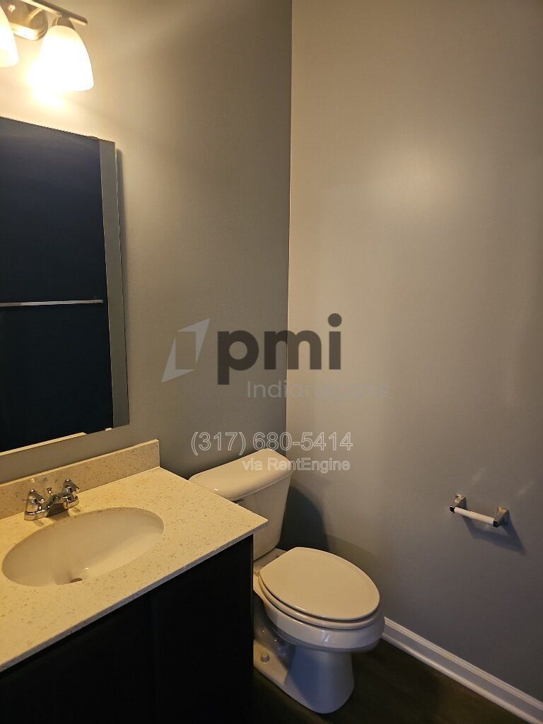 2948 W New Yort St 3 beds, 2.5 baths property image