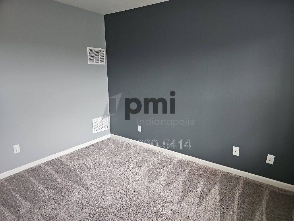 2948 W New Yort St 3 beds, 2.5 baths property image