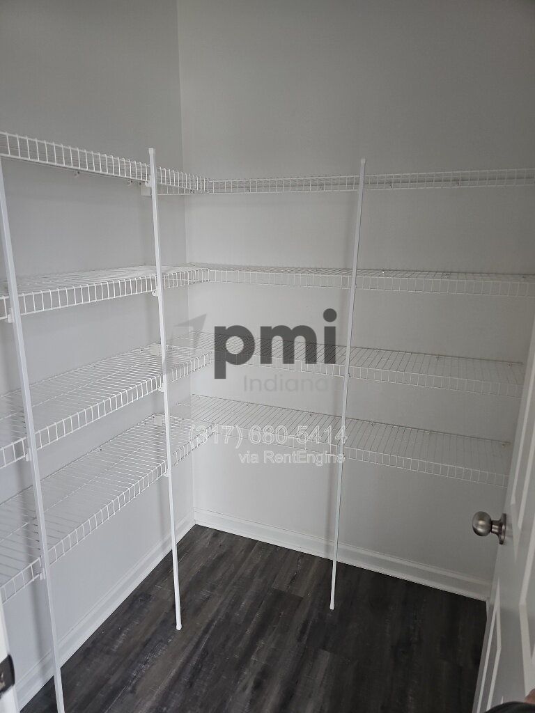 2948 W New Yort St 3 beds, 2.5 baths property image