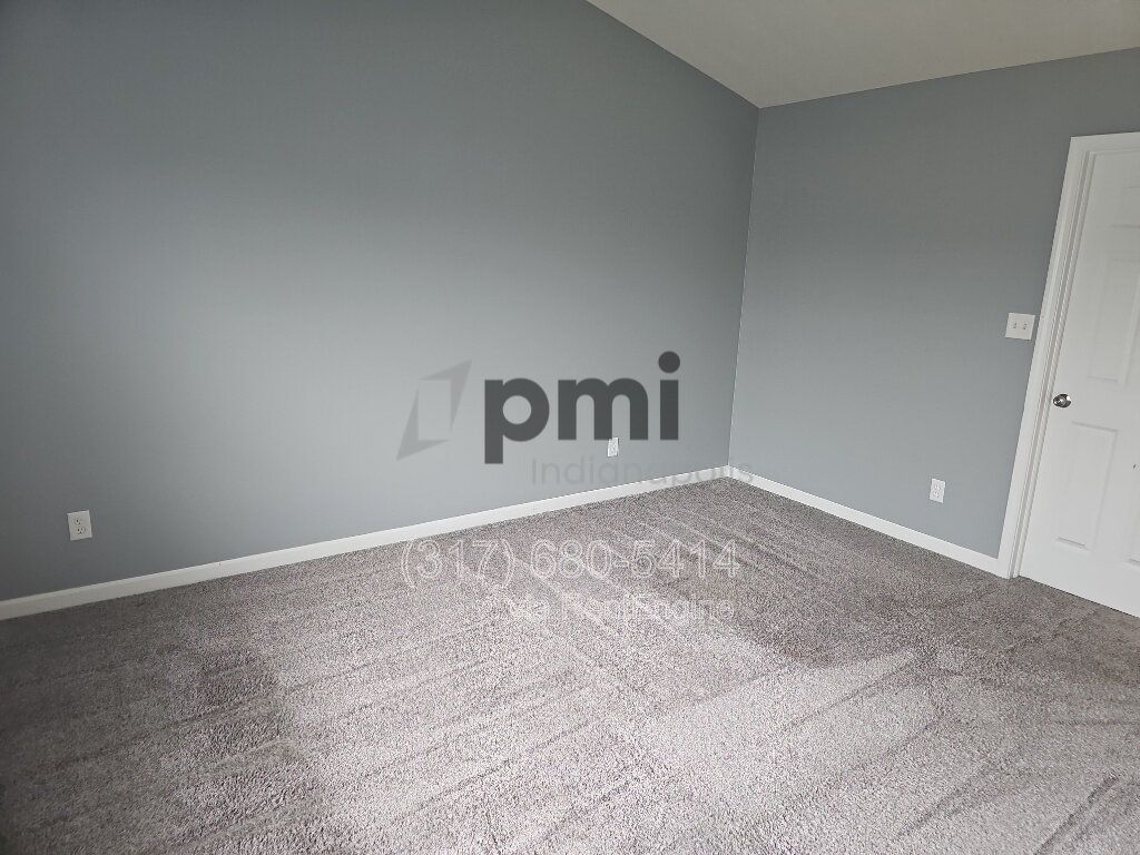 2948 W New Yort St 3 beds, 2.5 baths property image