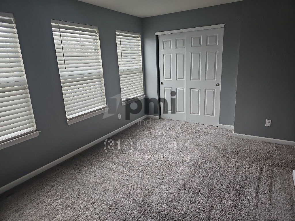 2948 W New Yort St 3 beds, 2.5 baths property image