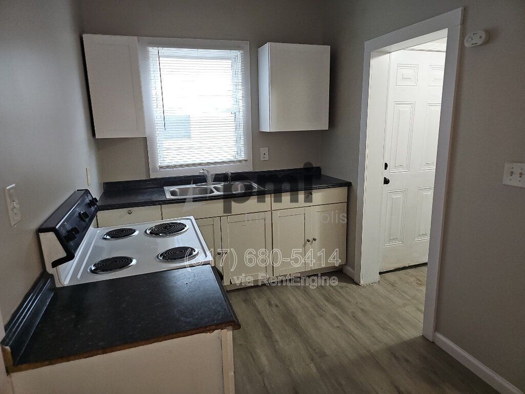 403 Wallace Avenue (Indianapolis) 2 bed 1 bath property image