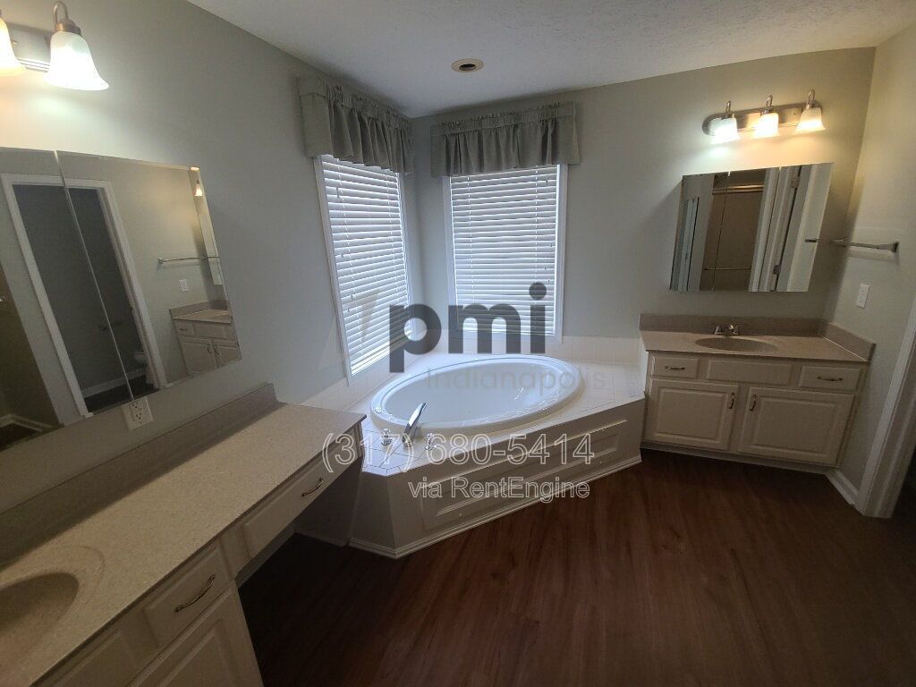 11809 Ledgerock Ct (Fishers) 4 bed, 3b bath property image