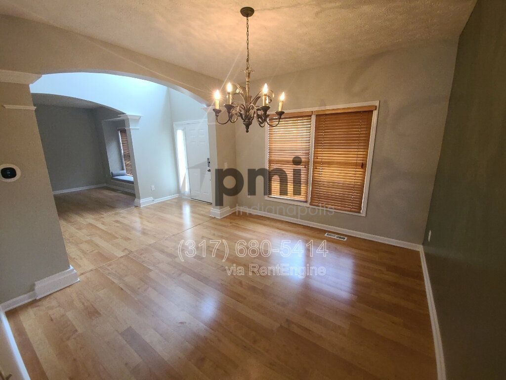 11809 Ledgerock Ct (Fishers) 4 bed, 3b bath property image