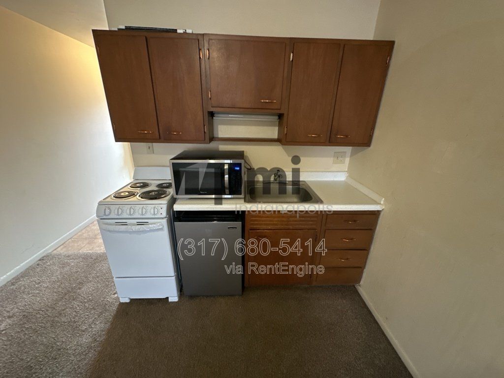 122 West William Drive (Brownsburg) 1 bed 1 bath property image