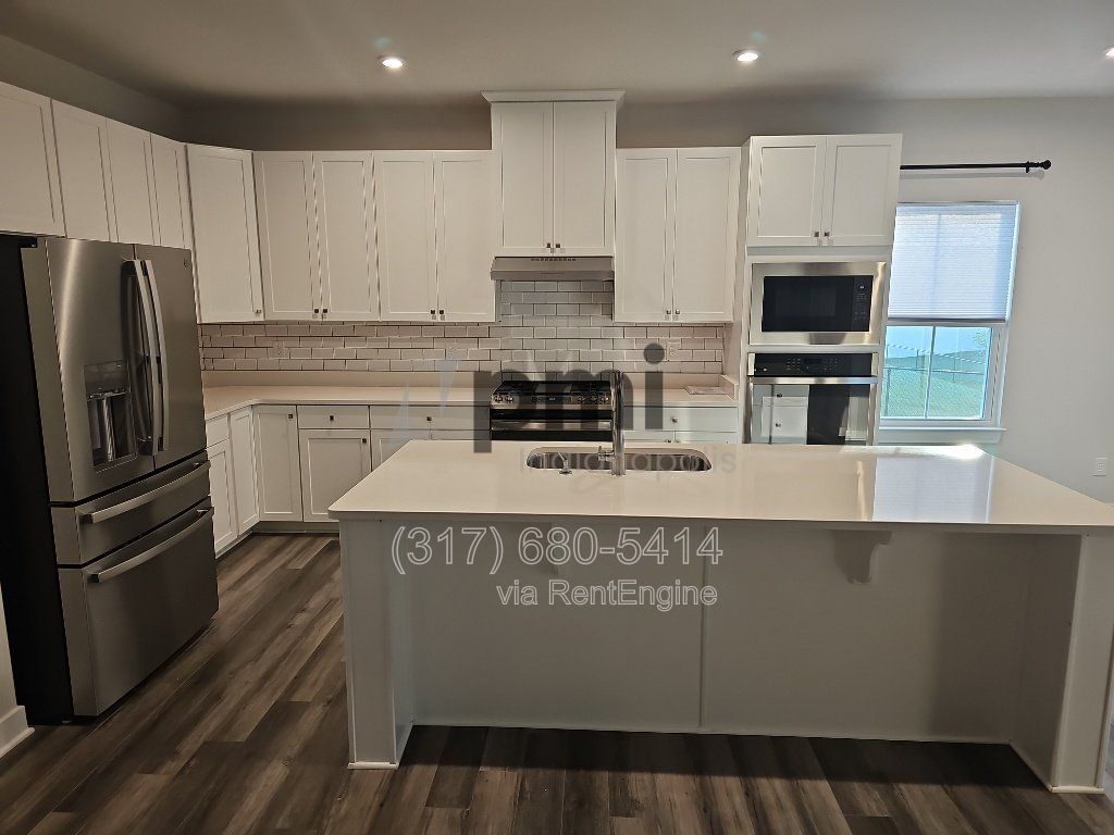 7199 W Stone Pass (New Palestine) 4 bed 3 bath property image