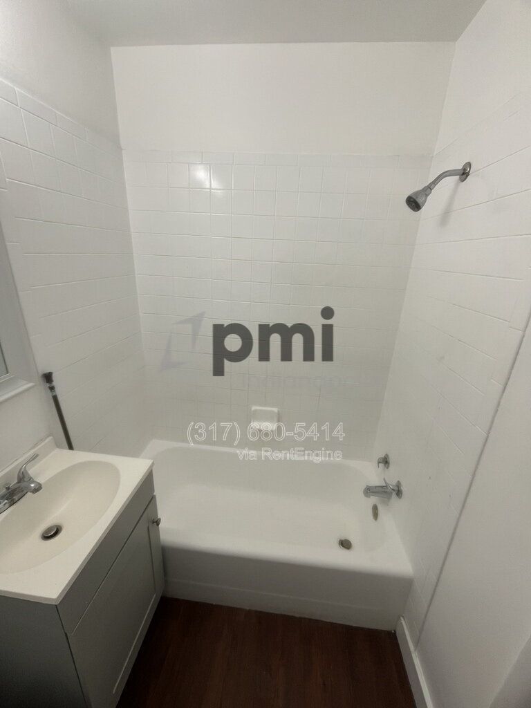 4239 Crittenden Ave (Indianapolis) 2 bed 1 bath property image