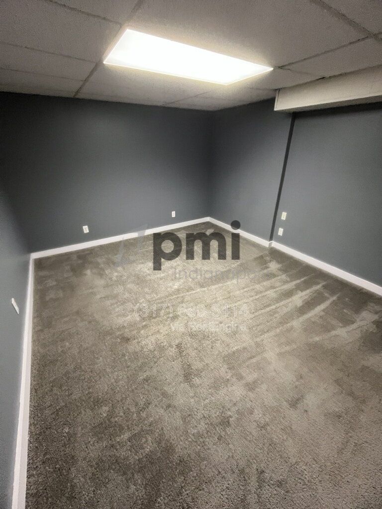 1425 W Washington St (Muncie) 5 bed 2 bath property image