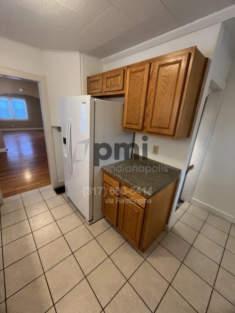 1425 W Washington St (Muncie) 5 bed 2 bath property image