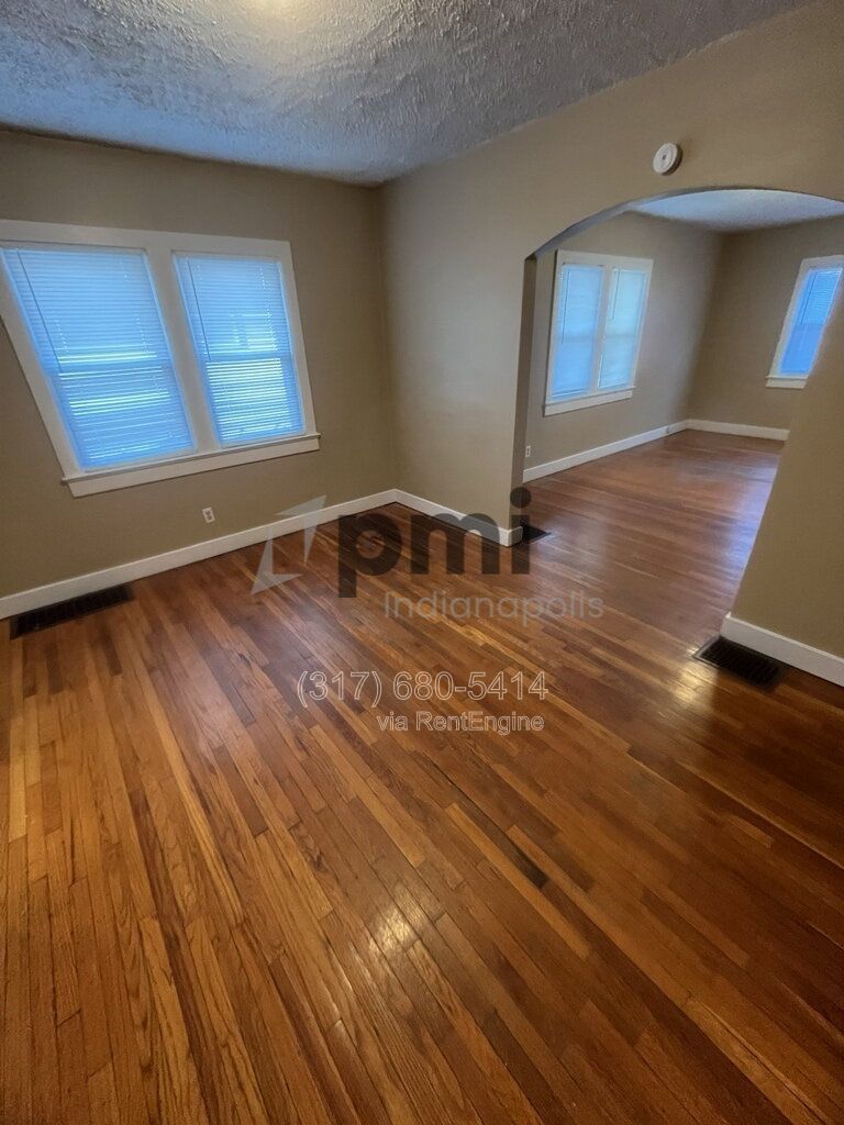 1425 W Washington St (Muncie) 5 bed 2 bath property image