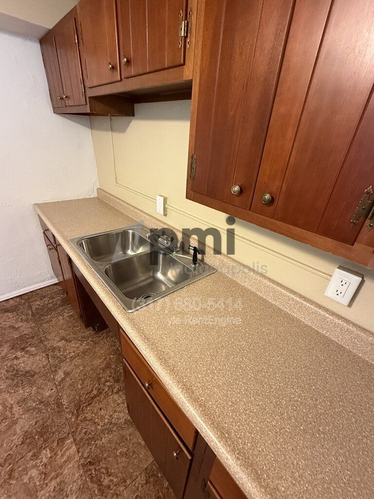 1311 E 11th St Unit 2 (Muncie) 1 bed 1 bath property image