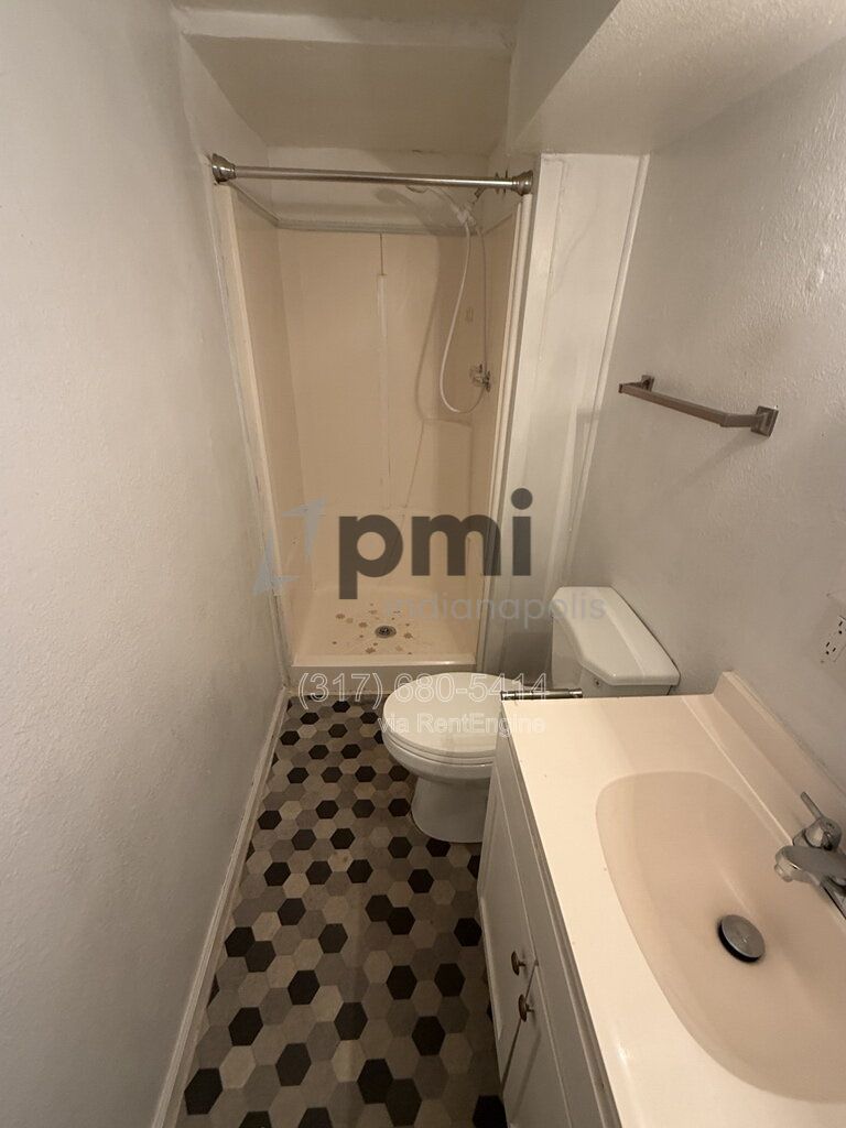 1311 E 11th St Unit 2 (Muncie) 1 bed 1 bath property image