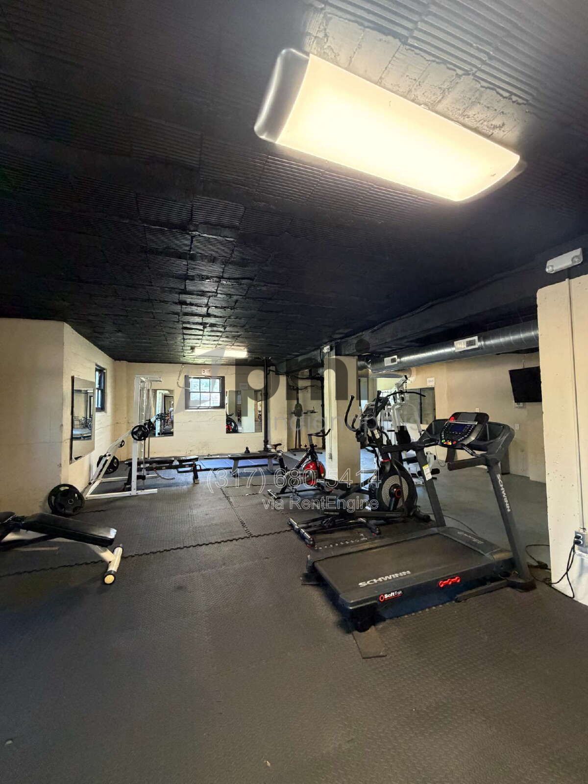 Cozy Studio at 1 W. 28th St., Indianapolis – Smart Living with Comfort and Convenience! property image