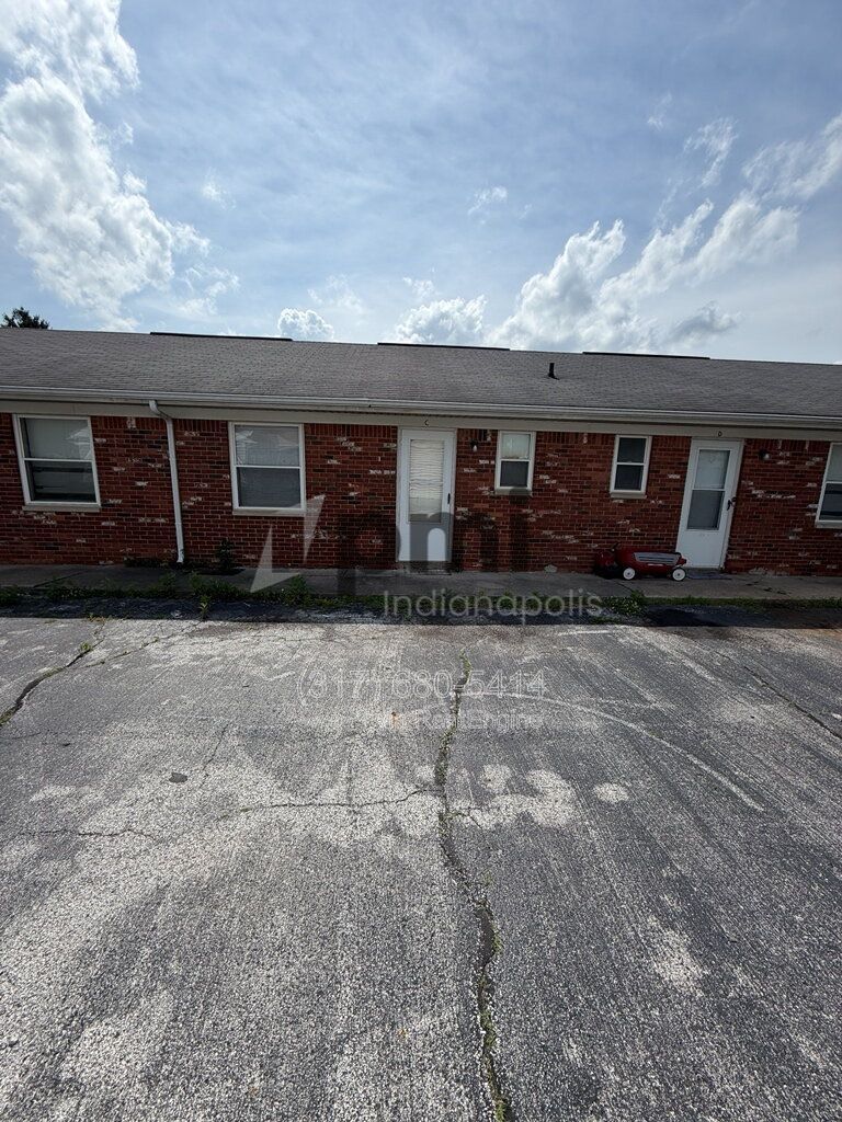 120 William Drive Unit C (Brownsburg) 1 bed 1 bath property image