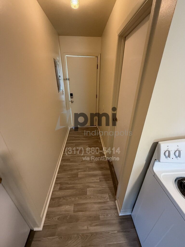 122 West William Drive Unit A (Brownsburg) 1 bed 1 bath property image