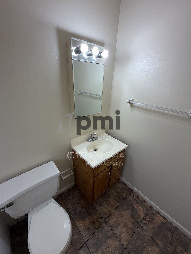 122 West William Drive Unit A (Brownsburg) 1 bed 1 bath property image