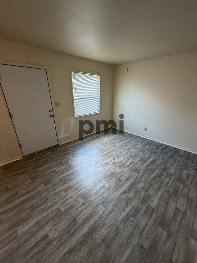 122 West William Drive Unit A (Brownsburg) 1 bed 1 bath property image