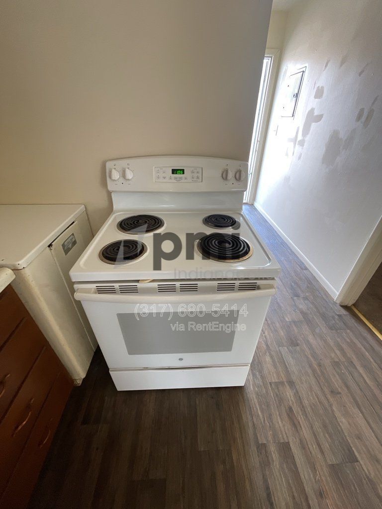 122 West William Drive Unit K (Brownsburg) 1 bed 1 bath property image
