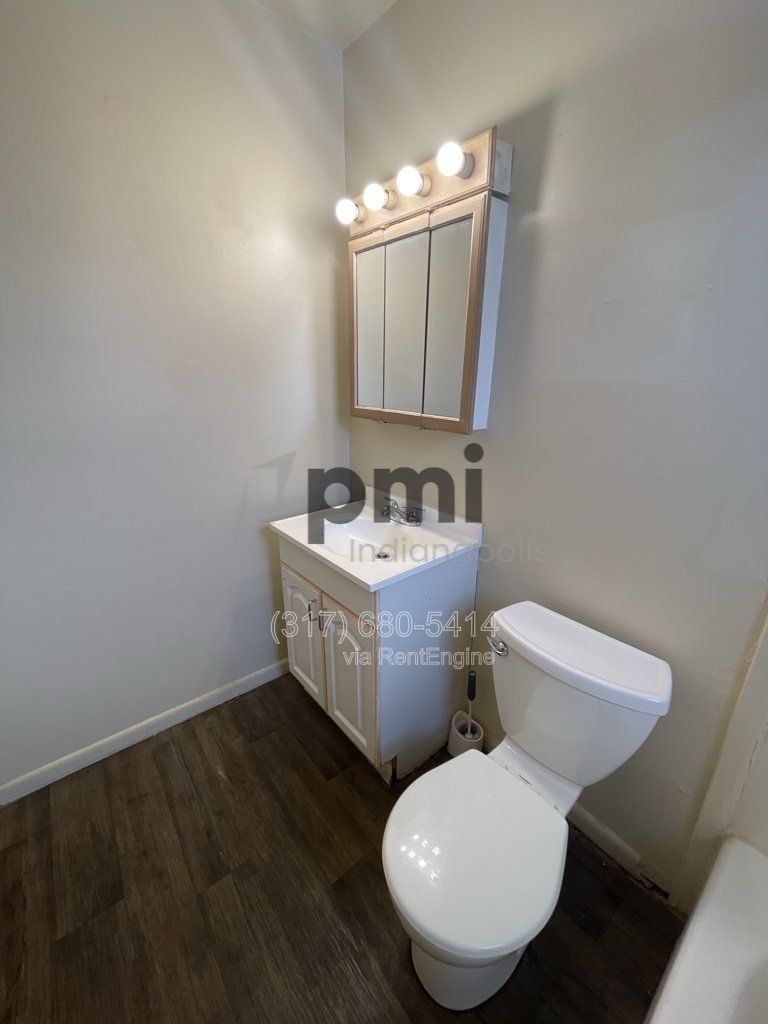 122 West William Drive Unit K (Brownsburg) 1 bed 1 bath property image