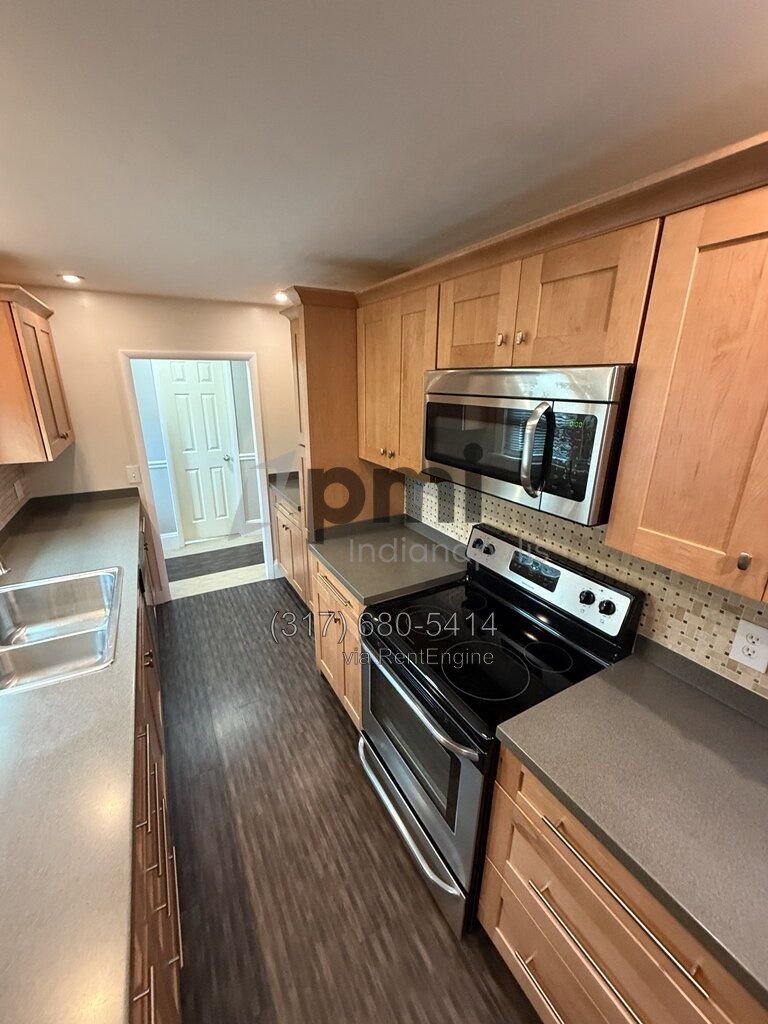 1214 S Washington St Apt B (Marion) 1 bed 1 bath property image