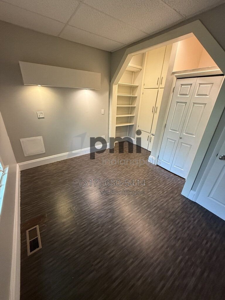 1214 S Washington St Apt B (Marion) 1 bed 1 bath property image