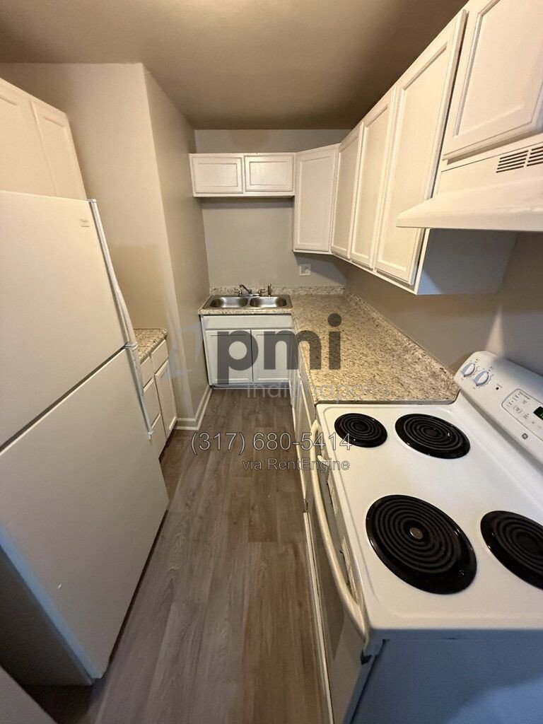 6220 E 11th St Apt 103 (Indianapolis) 2 bed 1 bath property image