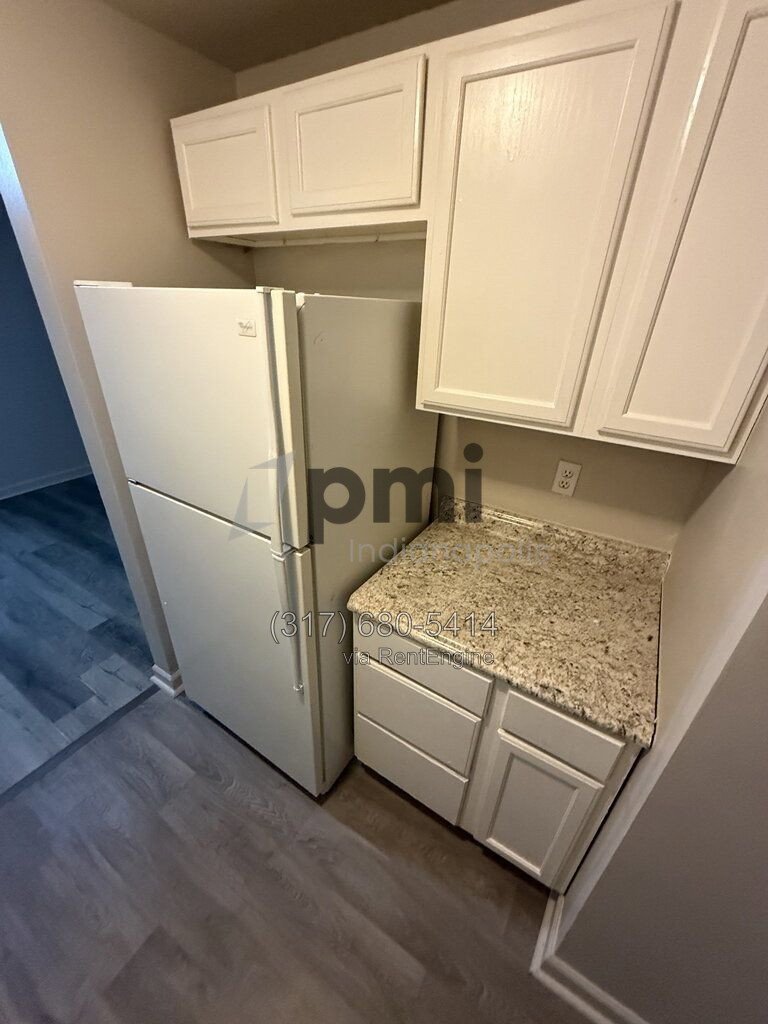 6220 E 11th St Apt 103 (Indianapolis) 2 bed 1 bath property image