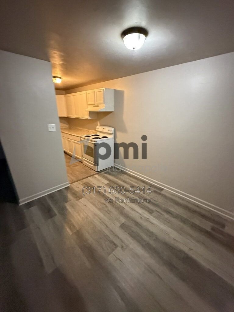 6220 E 11th St Apt 103 (Indianapolis) 2 bed 1 bath property image