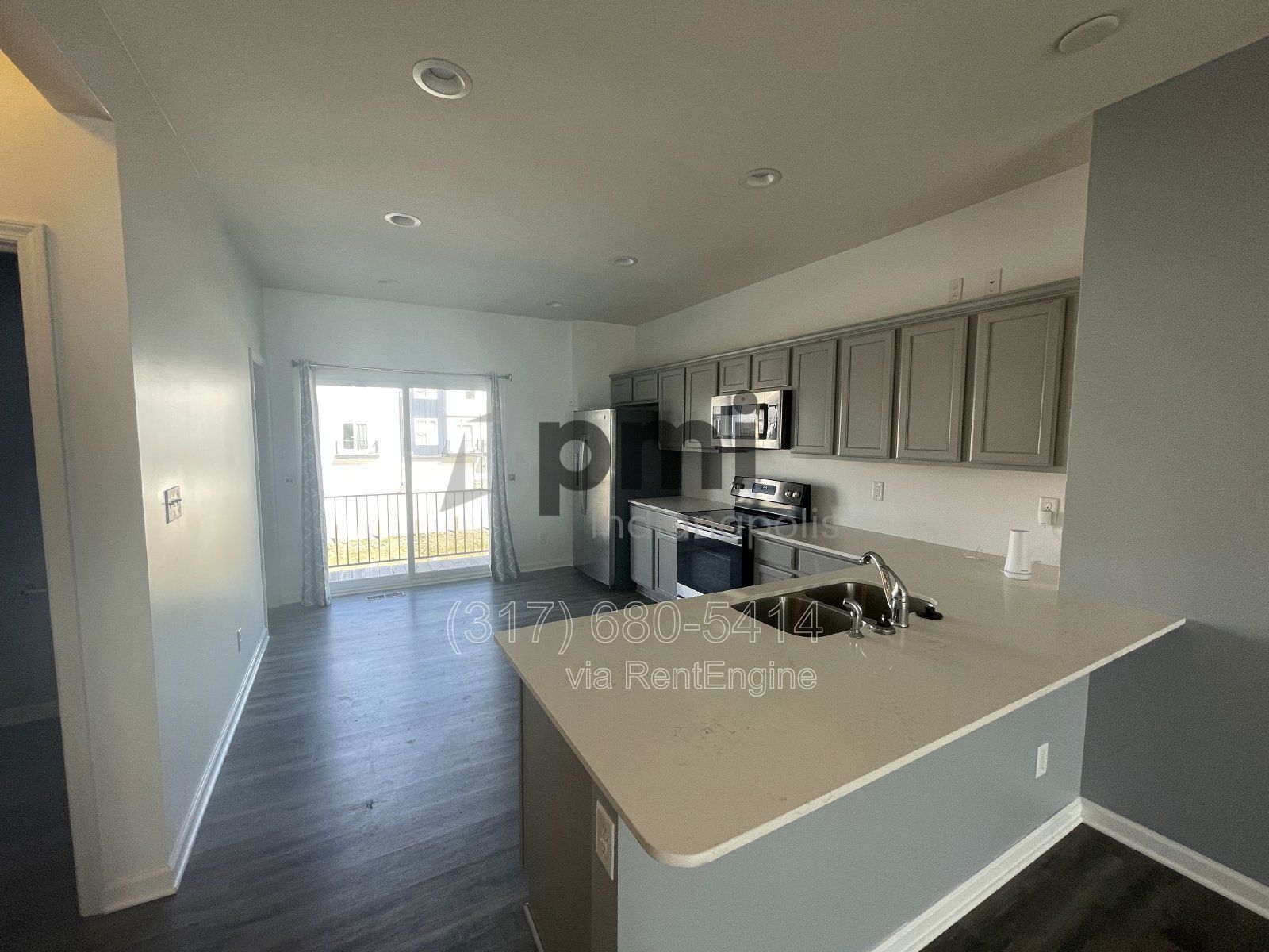 2948 W New Yort St 3 beds, 2.5 baths property image