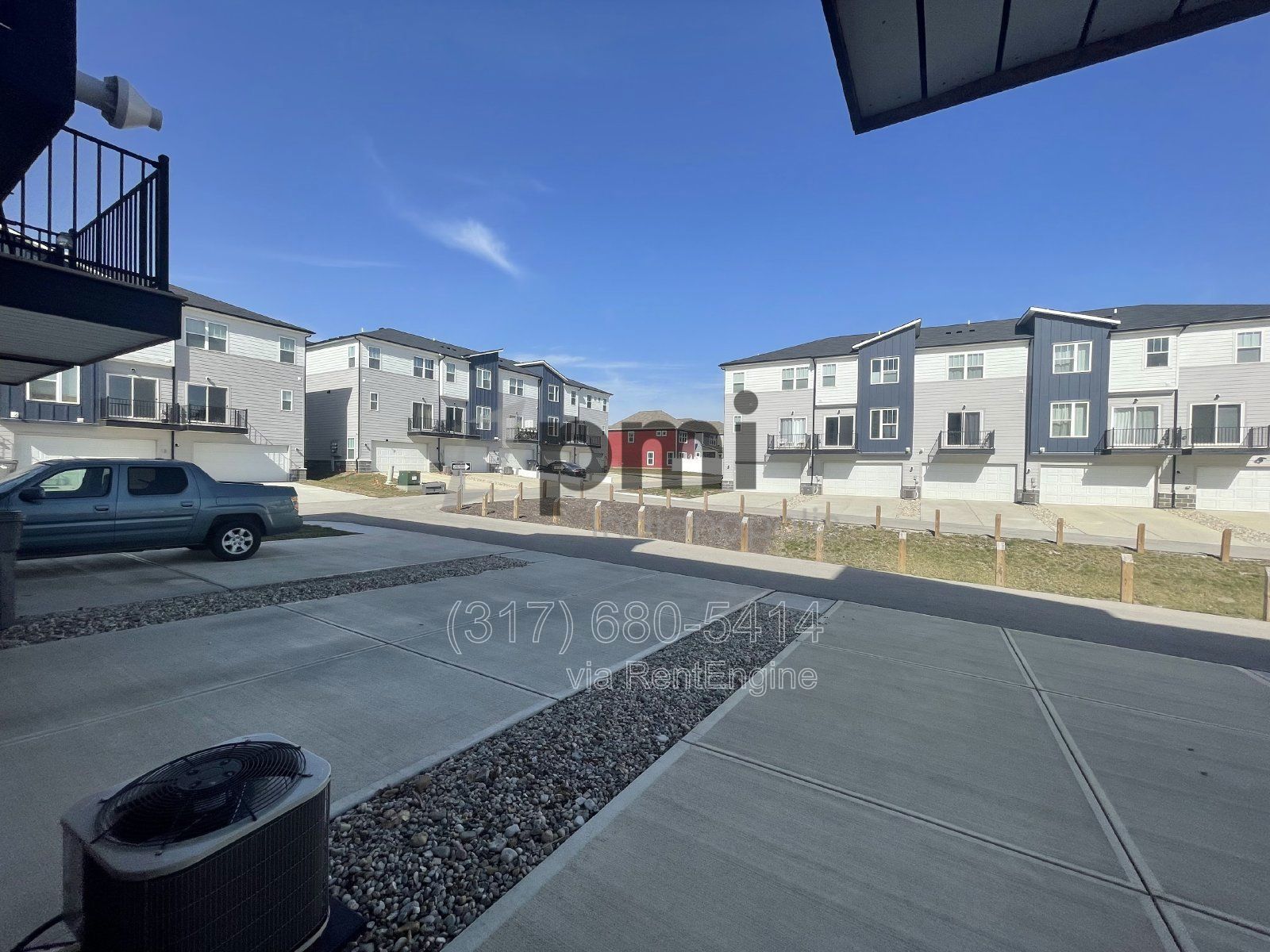 2948 W New Yort St 3 beds, 2.5 baths property image