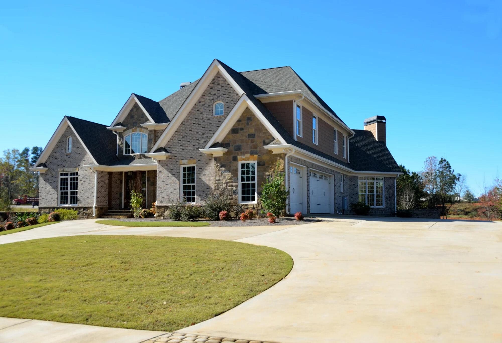 Luxury Homes in Noblesville: Exquisite Properties That Define Elegance